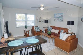 Naples Park Oasis - Cozy Two Bedroom Apartment, Naples (fotografie 2)