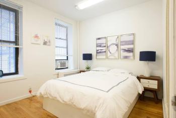109-1 Huge 3BR Best Value - NYC Apt, New York (Foto 3)