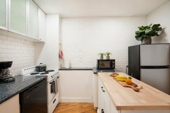 139-2W Prime west village Furnished 2BR Best value, New York (fotografie 4)