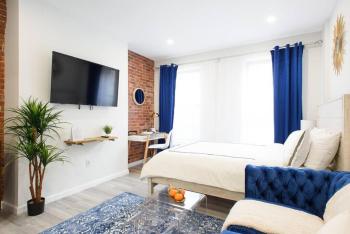 240-15 Luxury Studio Prime Location W&D, New York (Foto 4)