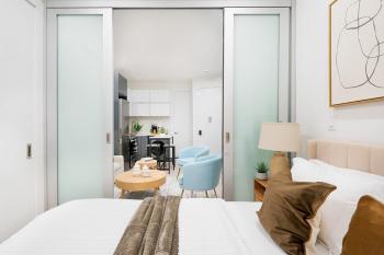 317-2A Sleek Modern 1Br UES W&D, New York (fotografie 4)
