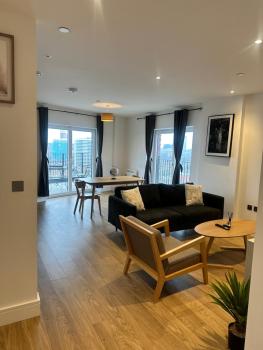 Prestige City Apartment with Magnificent City Views, Birmingham (photo 2)