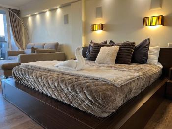 Sauna Penthouse with City Views and Free Parking - Riga, Riga (foto 5)