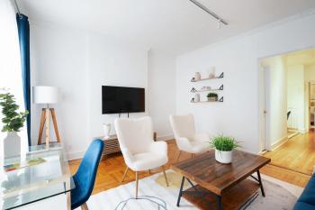 61-2A Large 1BR in Upper East Side, New York (Foto 3)