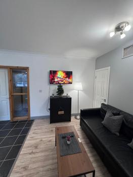 Modern Apartment good distance from Dublin City and Airport 4people, Dublin (fotografie 5)