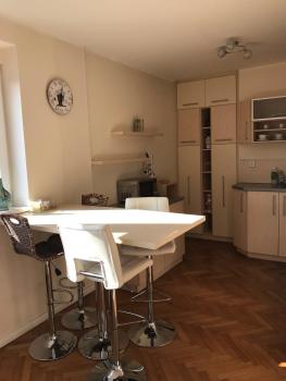 1-bedroom top floor apartment in heart of old town Bratislava, Bratislava (Foto 5)