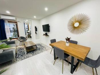 78-3A Luxury Brand New Modern 1BR W&D, New York (photo 2)