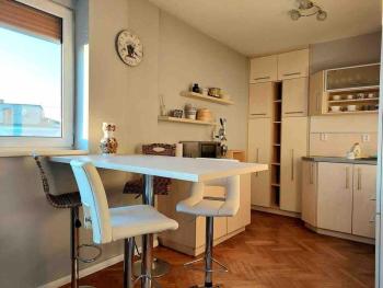 1-bedroom top floor apartment in heart of old town Bratislava, Bratislava (Foto 4)