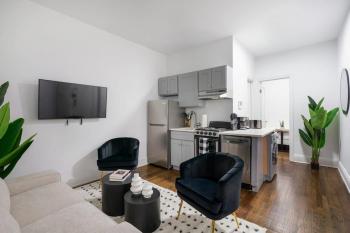 91-2A Stylish 3BR W&D GYM, New York (photo 2)