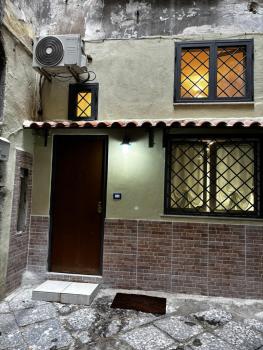 Perry's home Napoli - Centro Storico, Naples (photo 4)