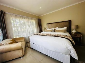 Stunning 2 bed with pool - 2275, Harare (foto 4)