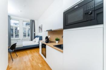 Rentero Charles square studio apartment Parking on request, Prague (photo 3)