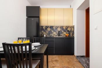 Apartments on Krupówki Street with Mountain View by Noclegi Renters, Zakopane (photo 4)