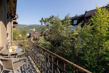 Apartments on Krupówki Street with Mountain View by Noclegi Renters, Zakopane (photo 5)