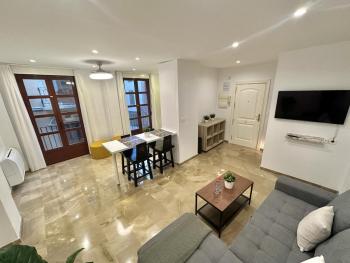 Apartamento de dos dormitorios en Plaza Nueva, Granada (fotografie 3)