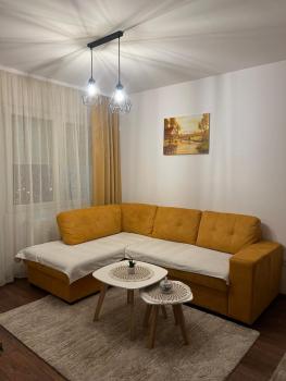 MB LuX, Pirot (fotografie 3)