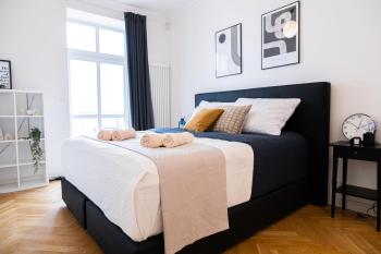 Rentero Spacious Apartment near Prague Castle, Prague (photo 2)
