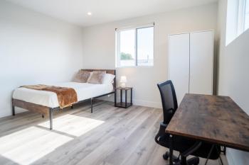 Stylish & Cozy Retreat Near USC & Downtown LA, Лос-Анджелес (фото 4)