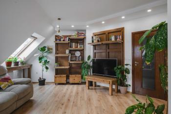 Charming & Cozy 2BD Apartment with Natural Light by Flat Mаnager, Sofia (photo 2)