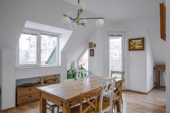 Charming & Cozy 2BD Apartment with Natural Light by Flat Mаnager, Sofia (photo 3)