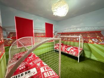 Anfield Abode - ENTIRE LFC THEMED HOUSE - Sleeps 6, Liverpool (photo 2)