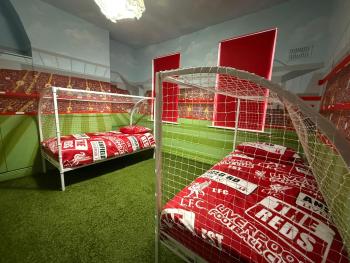 Anfield Abode - ENTIRE LFC THEMED HOUSE - Sleeps 6, Liverpool (photo 2)