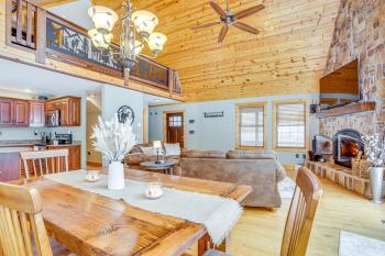 Hike, Ski & Raft: Terra Alta Cabin w/ Large Deck, Terra Alta (photo 5)