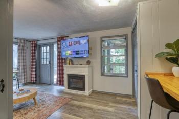 Moose Suite - King Bed Cabin Apartment, Gatlinburg (foto 5)