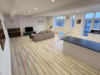 Luxury Apartments Wandsworth, London (photo 4)