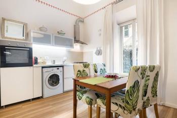 Comfy unit suitable for work Street level with patio, Florencie (fotografie 2)