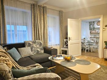 Old Town Rustic Elegance Apartment by the Livu and Dome squares, Riga (foto 3)