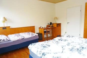 Messe-Zimmer TuS-Treff, Düsseldorf (fotografie 5)