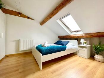 BnGo I Le Spacieux I 9 personnes, Climatisation, Parking gratuit, 3 chambres, 6 lits, Gare PartDieu, Centre de Lyon, Lyon (zdjęcie 2)