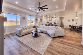New & Modern Escape, Moab (photo 2)