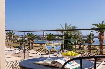 Chryssi 01, Stylish Seaside Spot in the Heart of Rethymno, Retimno (zdjęcie 3)