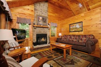 Get SNUGGLED IN at this cozy 1BR cabin with hot tub and pool table!, Sevierville (photo 2)