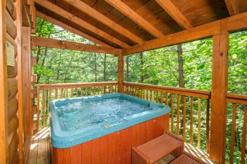 Get SNUGGLED IN at this cozy 1BR cabin with hot tub and pool table!, Sevierville (photo 5)