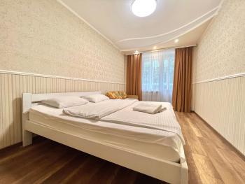 ApartPoltava 100 квадратних метрів затишку в серці Полтави, Корпусний парк, Банківський ЧЕК, Poltava (foto 2)