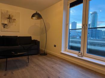 2 Bedroom Top Floor City View, Birmingham (foto 2)