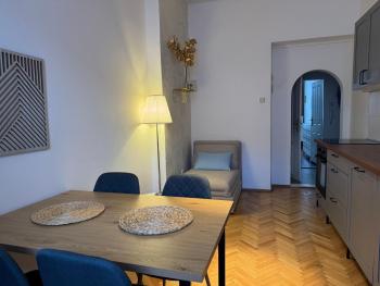 2BDR Pretty Apartment in the Local Area of Prague, Прага (фото 5)