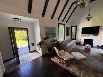 Beverly Grove Tudor Family Home, Los Angeles (fotografie 3)