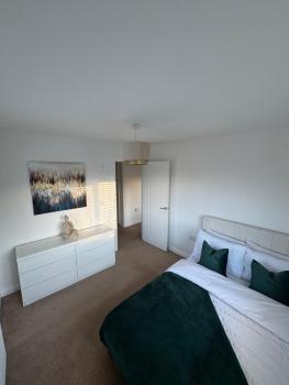 Modern & Spacious 3-Bedroom Home in Dartford, Ideal for Families, Groups and Contractors, Dartford (foto 2)