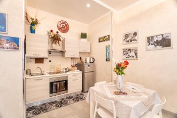 Giulia's house Roma, Rome (photo 2)