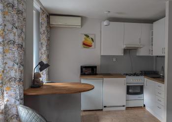 Velvet Trojdena 60 metrów do Szpitala Akademii medycznej, Varšava (fotografie 5)