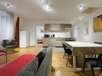 Apartments-Alt-Marzahn, Berlin (photo 2)