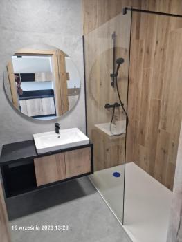 Miło Mi w górach - budynek główny hotelu z basenami i saunami - parking GRATIS, Sklářská Poruba (fotografie 2)