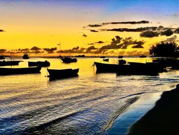 Peaceful & Scenic Villa on the Beach, Mont Choisy (foto 5)