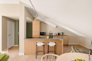 Dinbnb Apartments Grünerløkka I Penthouse with Private Rooftop I 2-Bedroom with Double Queen Room & 2 Bathrooms, Oslo (photo 3)