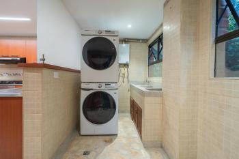Provenza Lux Apartment l Guest Friendly l Fast Wifi l 9 Guest, Medellín (fotografie 5)