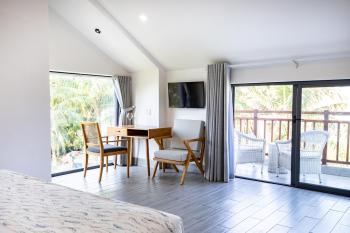 The Watermark Beachside Hotel, Хойан (фото 5)